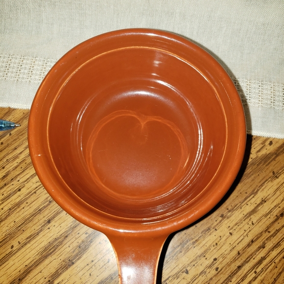 (2) Taylor, Smith, and Taylor (TST) Brown And Green Chili Bean Bowls - Picture 5 of 10